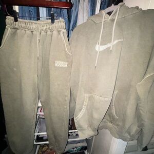 Nike Sweats & Hoodie set one size